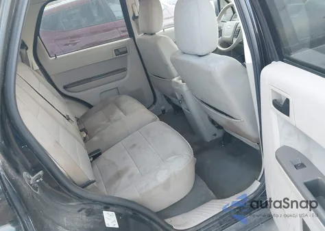 2012 Ford Escape Xlt из США, поврежденный, VIN 1FMCU9DG3CKB32851